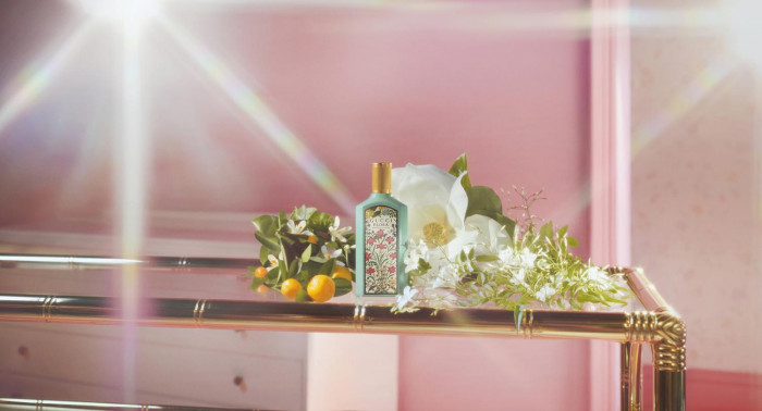 A classic floral scent - Vimarsana News
