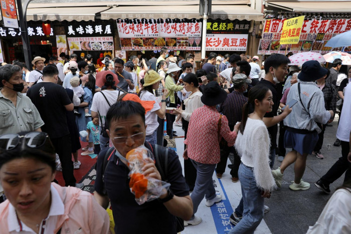 China's Economy Faces Challenges Despite Moves to Stimulate Growth - Vimarsana News