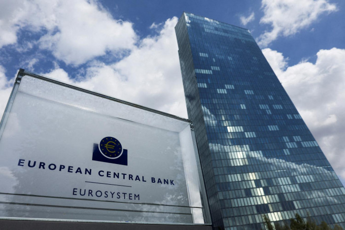 Interest-Rate Paths for U.S. and Europe Set to Diverge - Vimarsana News