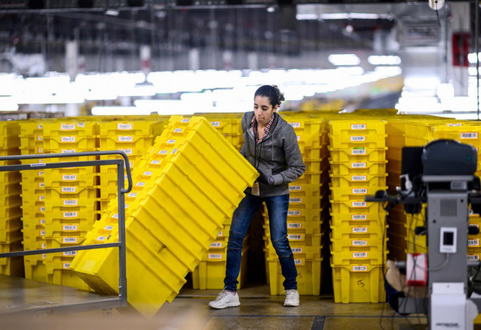 Unionization Stalls at Amazon as Turnover, Company Efforts Stymie Activism - Vimarsana News