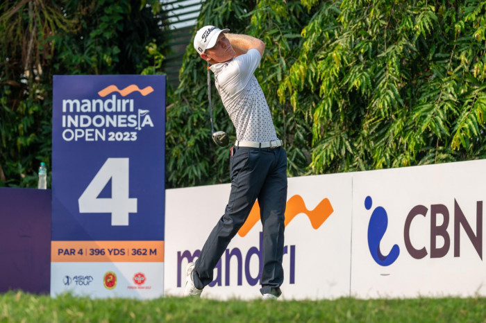 Bangkok Post Viljoen goes low for 2nd round lead