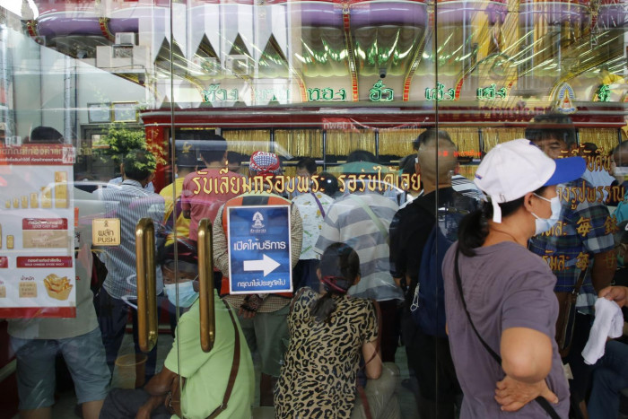 Bangkok Post - Gold hits all-time high amid geopolitical strife - Vimarsana News