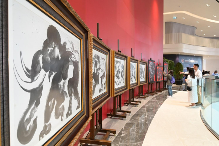 World art comes to Siam Paragon