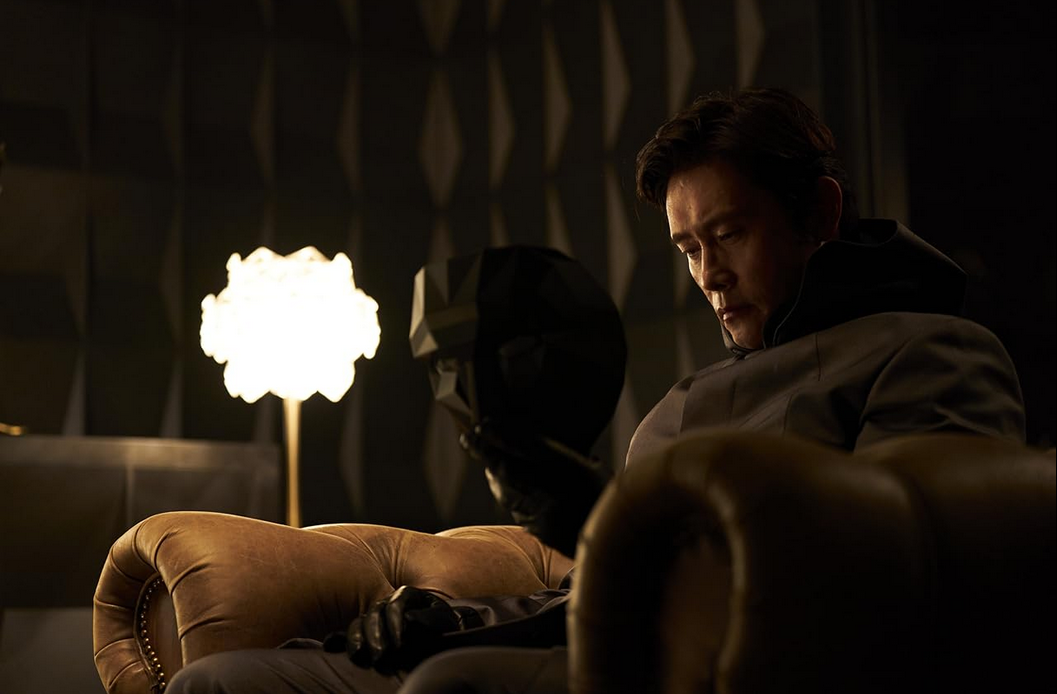 Left Lee Byung-hun as the Front Man.