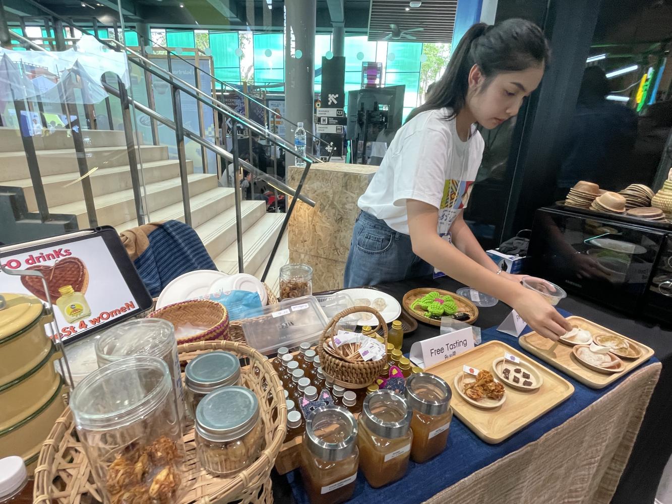 Isan snacks. Creative Economy Agency (CEA)