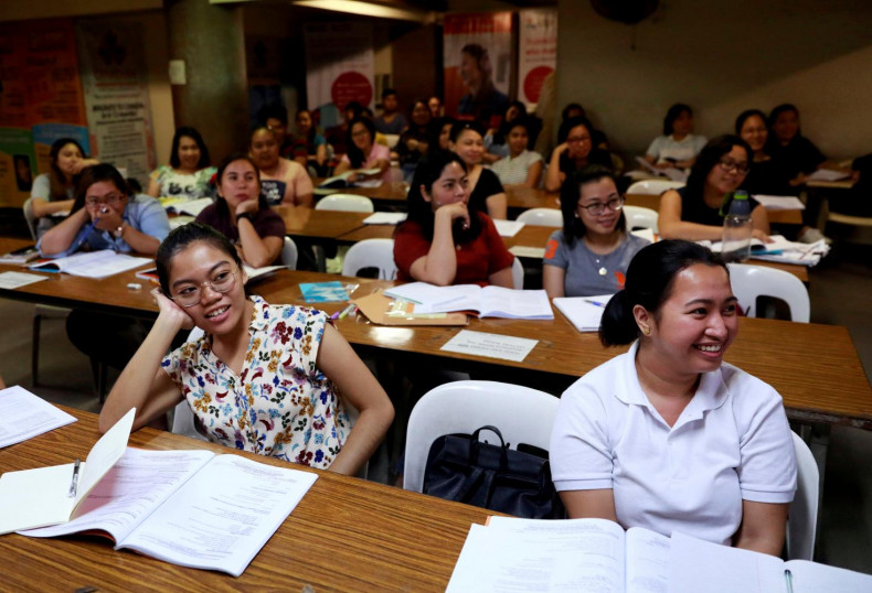 Philippines sidelines local languages
