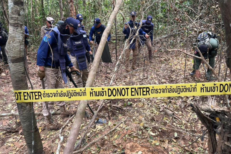 Border with Cambodia 'is not ready to reopen'