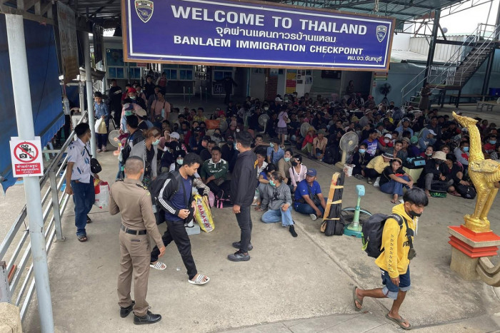 Bangkok Post - Migrant crisis hits sugarcane fields