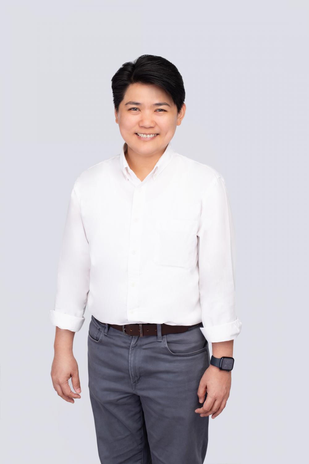 Ms Papachaya said the wreaths should be repurposed for the benefit of others.