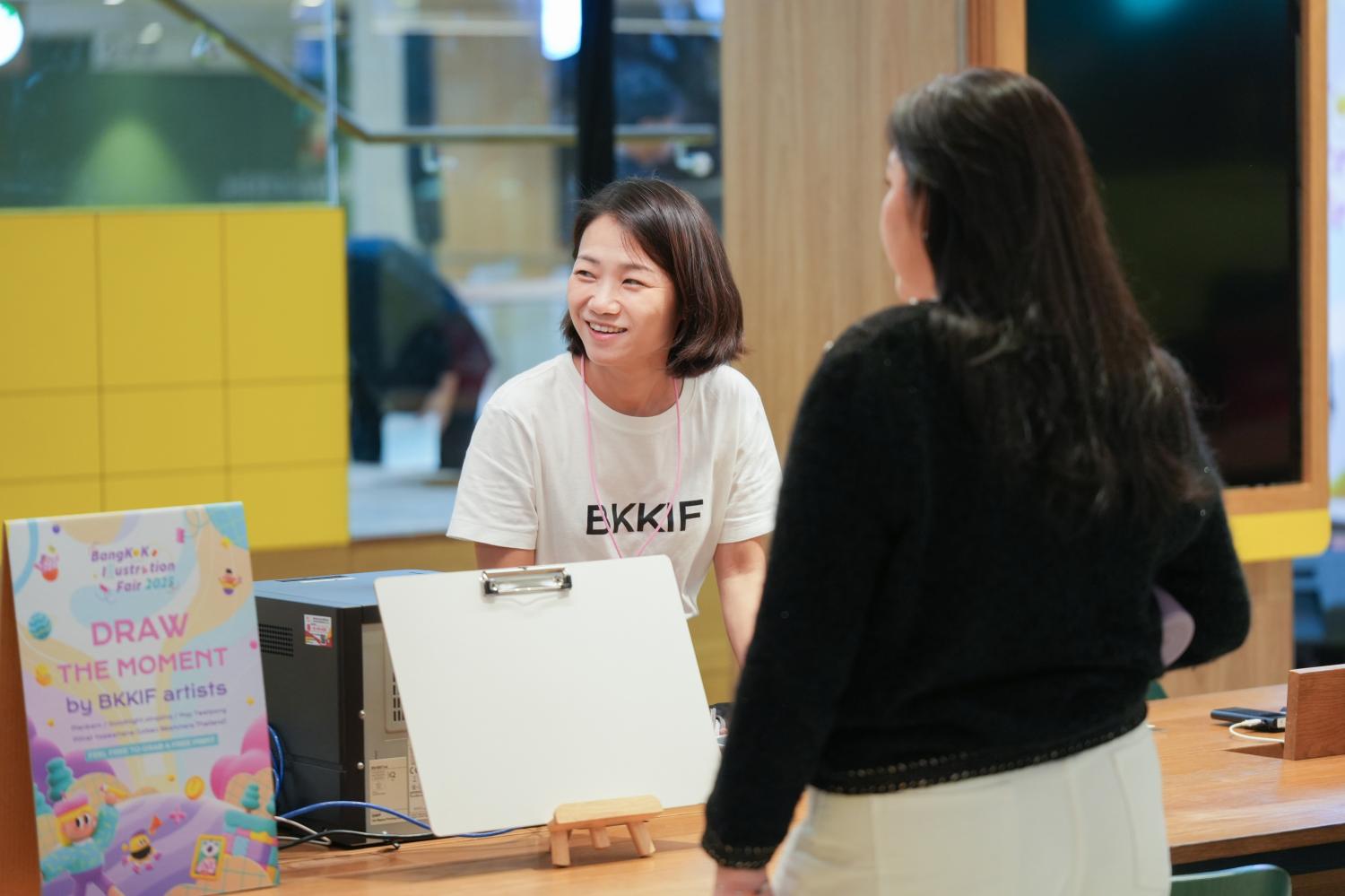 ชลธิชา หอมกลิ่นแก้ว ผู้ร่วมก่อตั้ง BKKIF อีกคน งานภาพประกอบกรุงเทพฯ 2568