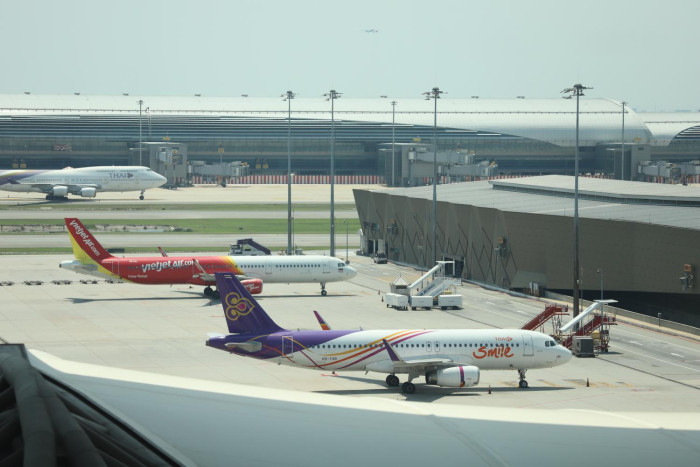 Minister promotes Thai aviation hub