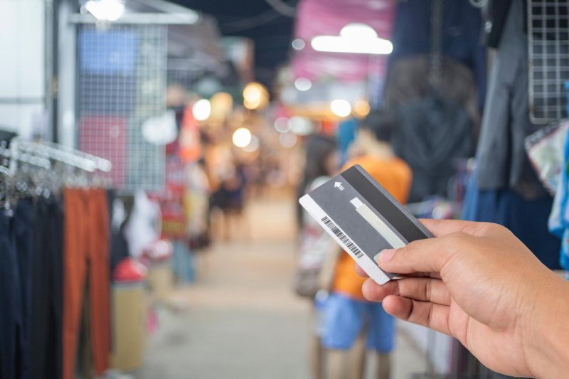 การใช้บัตรเครดิตยังคงอ่อนแอในไตรมาสที่ 4