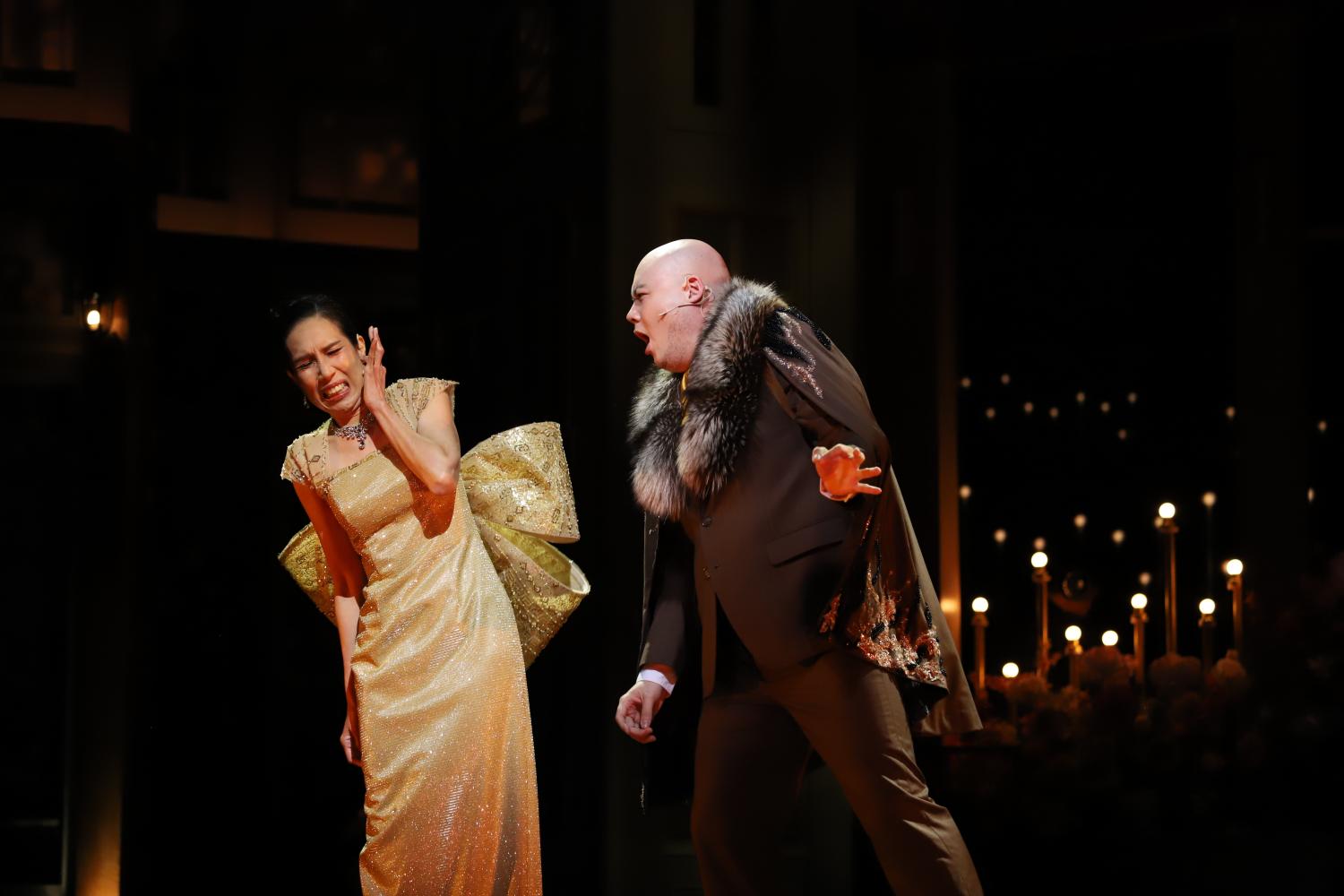 บางกอกโพสต์ – ความโกลาหลที่แท่นบูชา บางกอกโพสต์ – ความโกลาหลที่แท่นบูชา