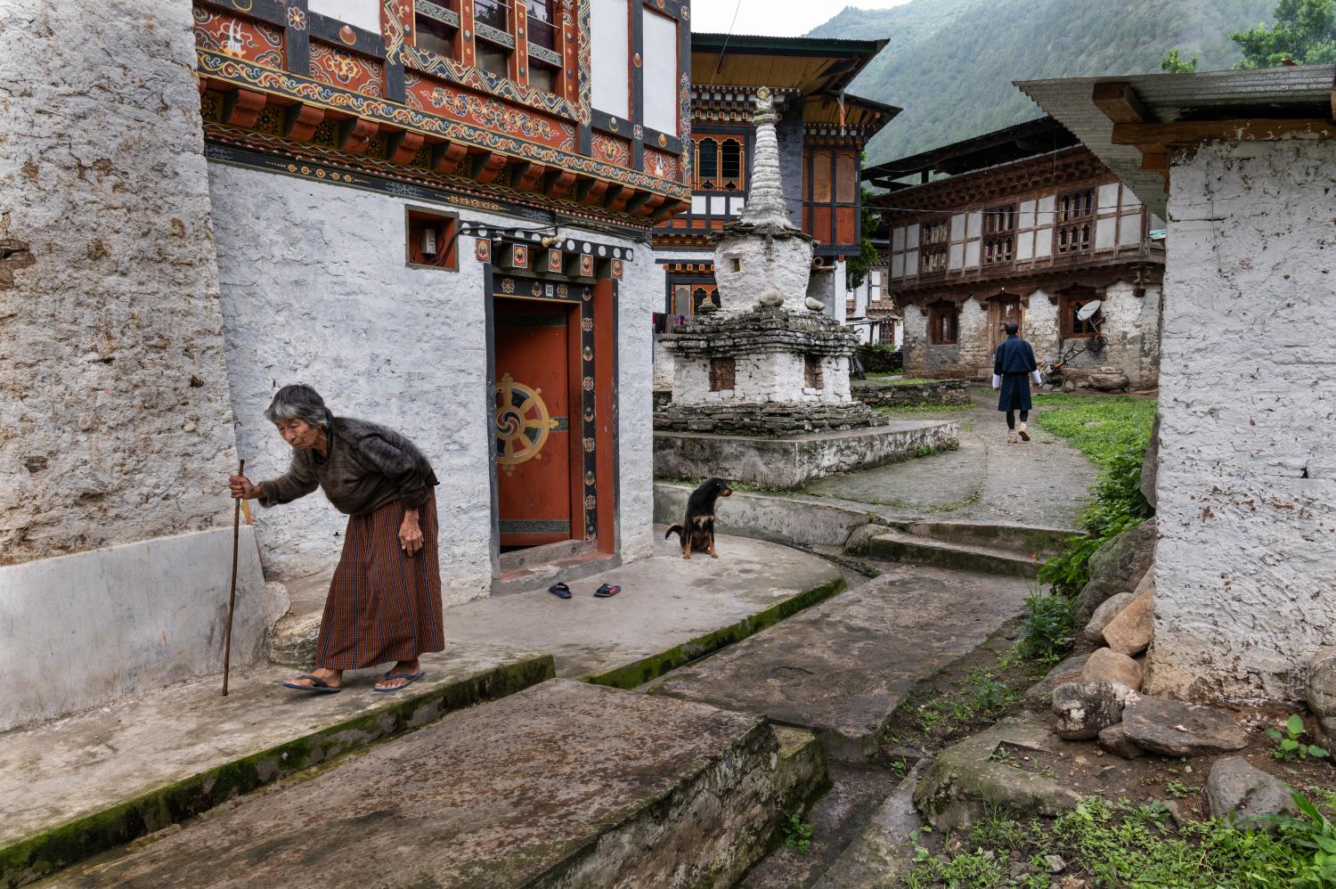 ภาพถ่ายของ Steve McCurry ที่บันทึกวิถีชีวิตของคนในท้องถิ่น ป