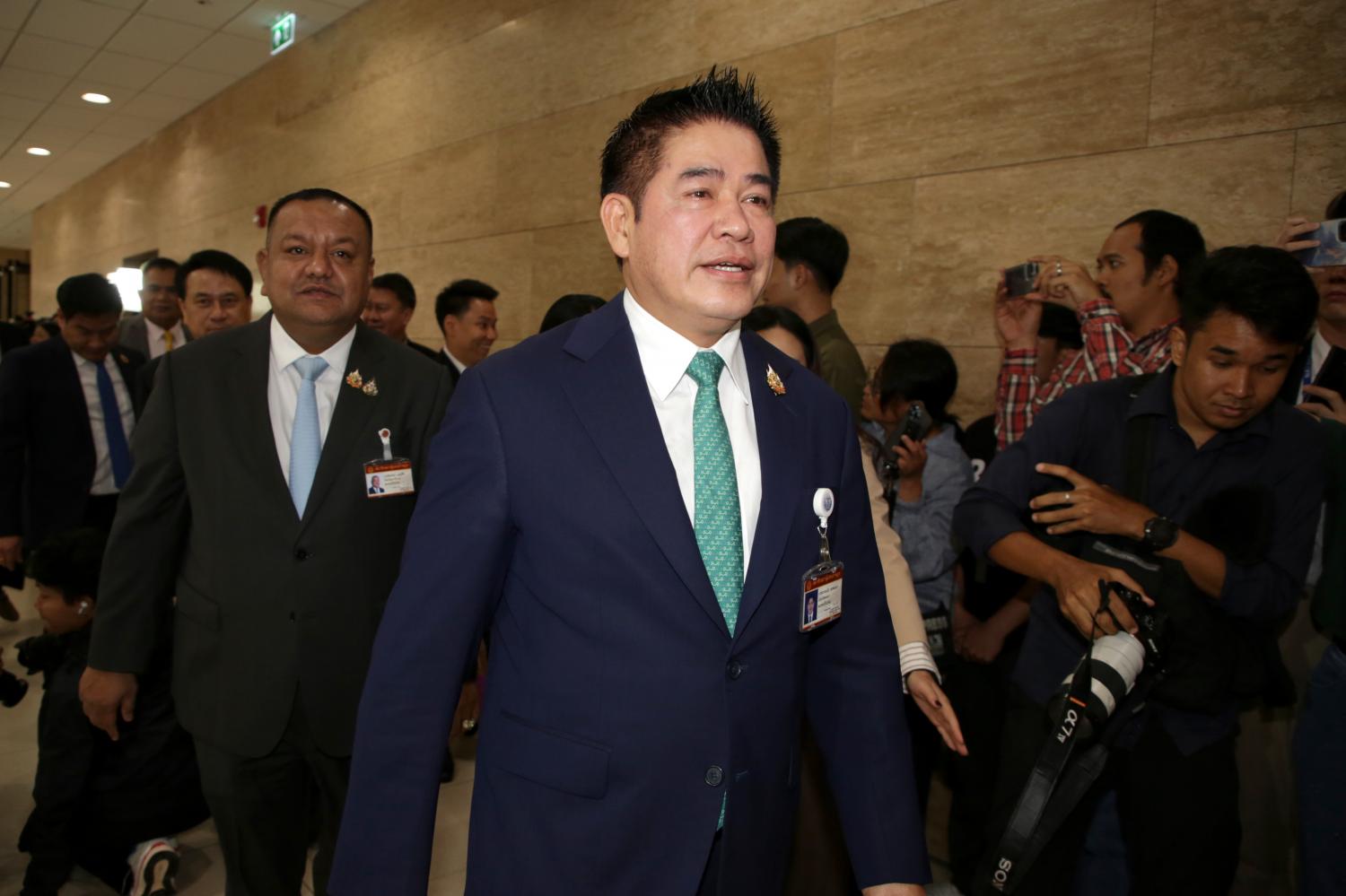 Thamanat: Under increasing pressure