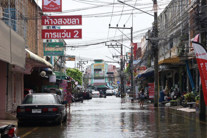 Call for tourism relief blueprint