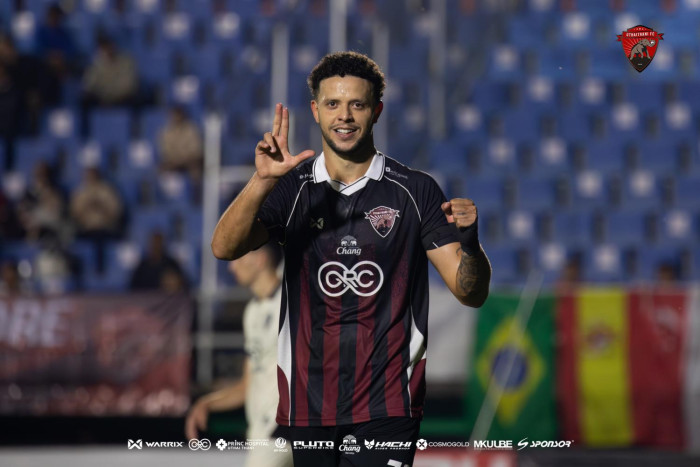 Korat coach quits after big loss