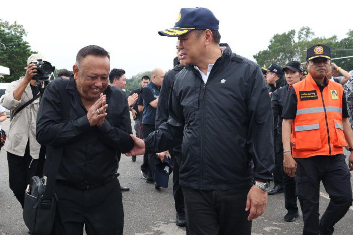 Hat Yai flood a saga of merry fools