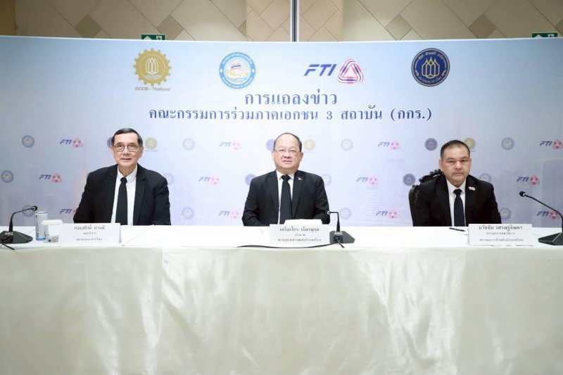 Panel คาดขาดทุนรายได้น้ำท่วมเดือนนี้ 3 หมื่นล้านบาท