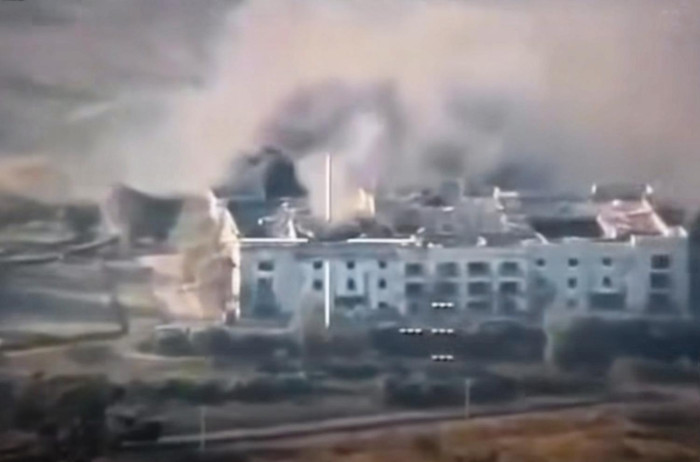 Thai F-16 razes border casino