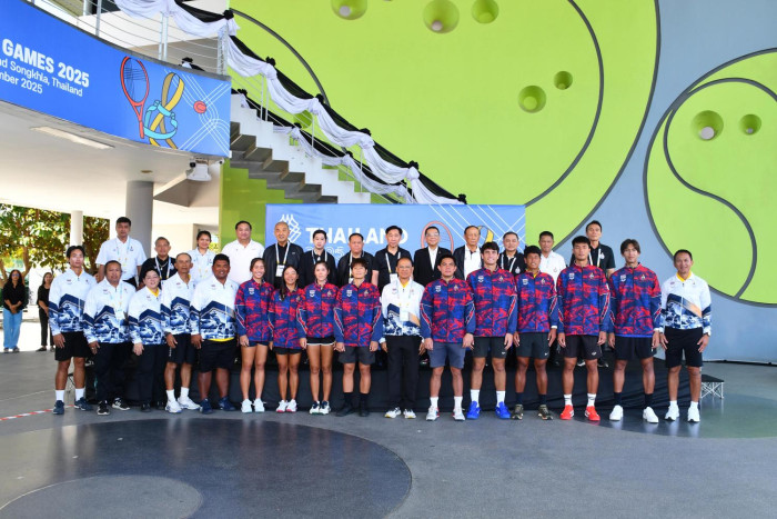 Double bye, double bronze for tennis aces