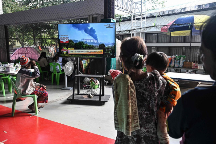 This border war hurts both sides