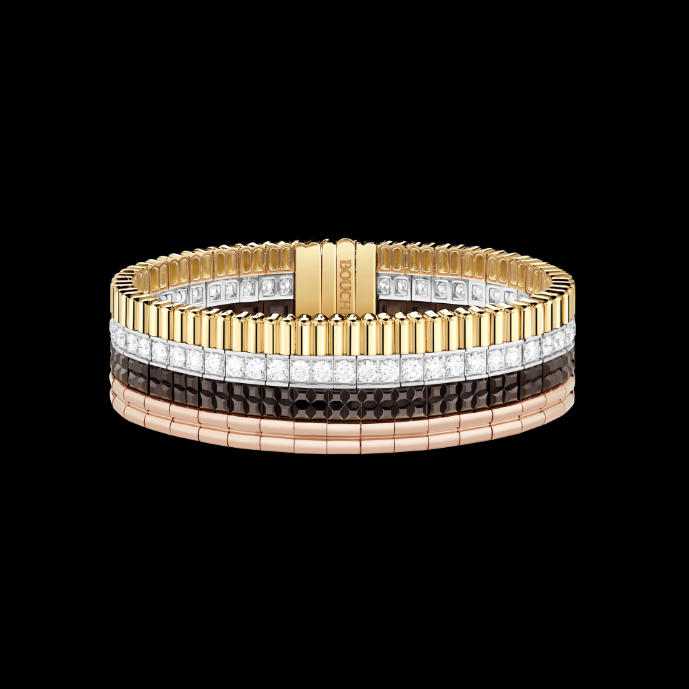 Iconic Quatre designed with four distinct bands.