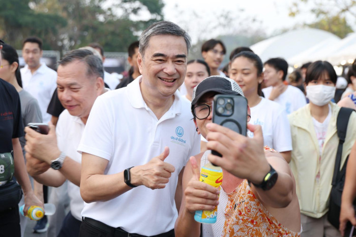 Diplomacy key to fixing border woes: Abhisit
