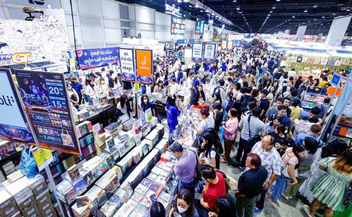 Booksellers predict upbeat market