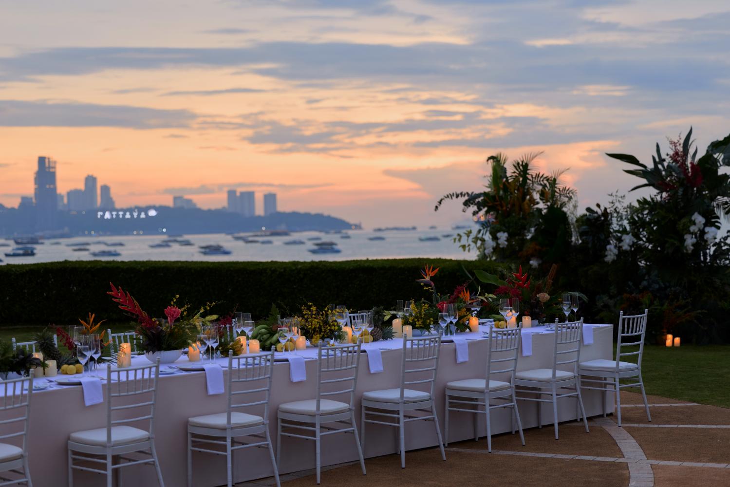 The setting for an outdoor meeting at Dusit Thani Pattaya.