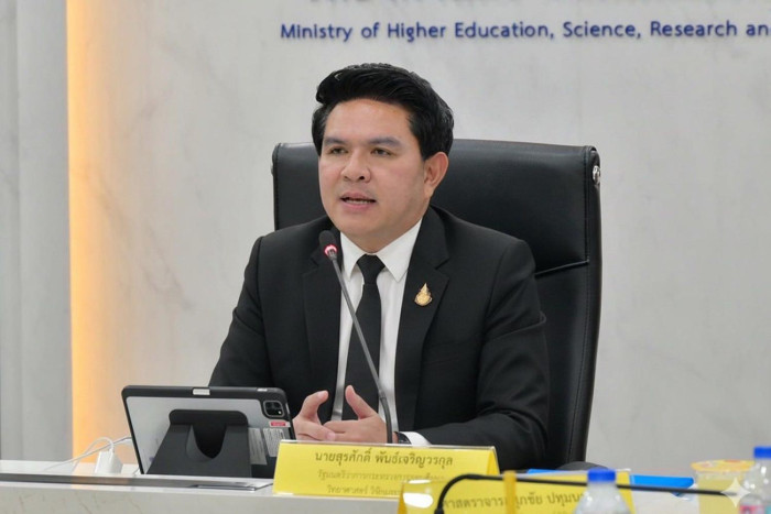 Visa-free stay to be cut for quality boost - Bangkok Post