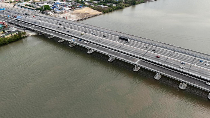 New river bridge opens to ease traffic