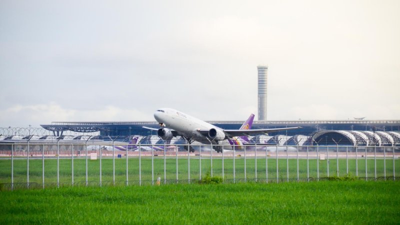 Thai Airways plans to add European flights in a few months despite short-term concerns about potential jet fuel shortages and flight cancellations.