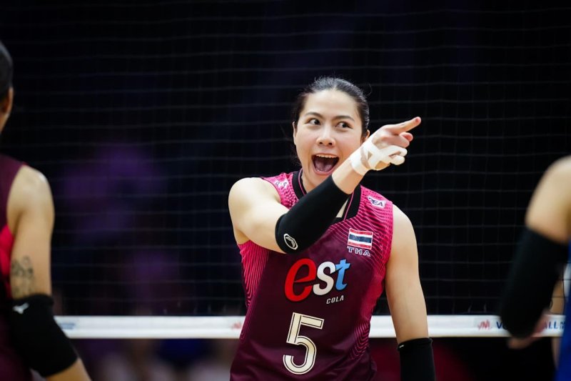 Thatdao Nuekjang celebrates a point against China. (Photo: Volleyballworld.com)