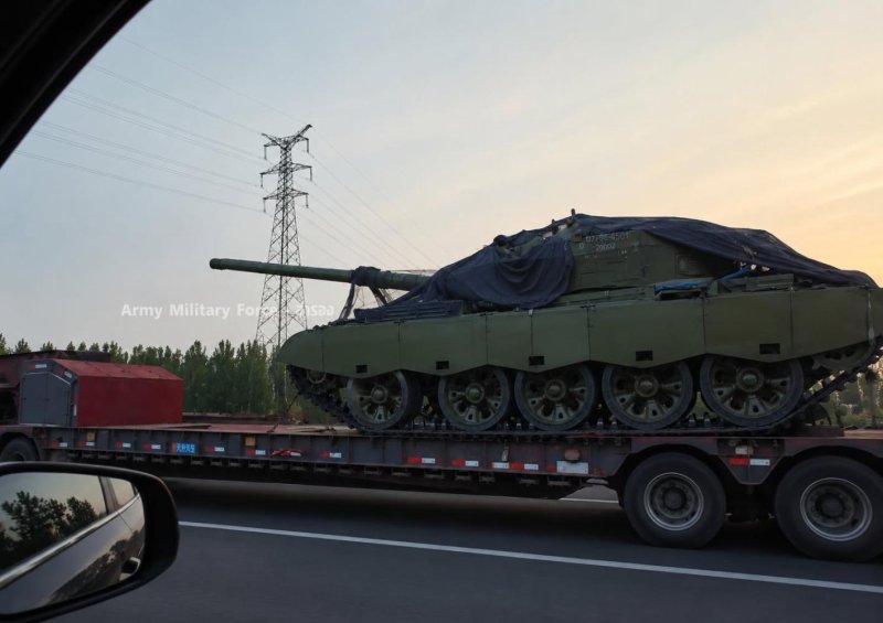 A picture purported to show a Chinese-made battle tank being delivered through Guangdong province to Zhanjiang port, before being shipped by sea to Sihanoukville port in Cambodia. (Photo: Army Military Force X Account)