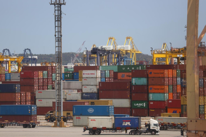 Stronger European links needed