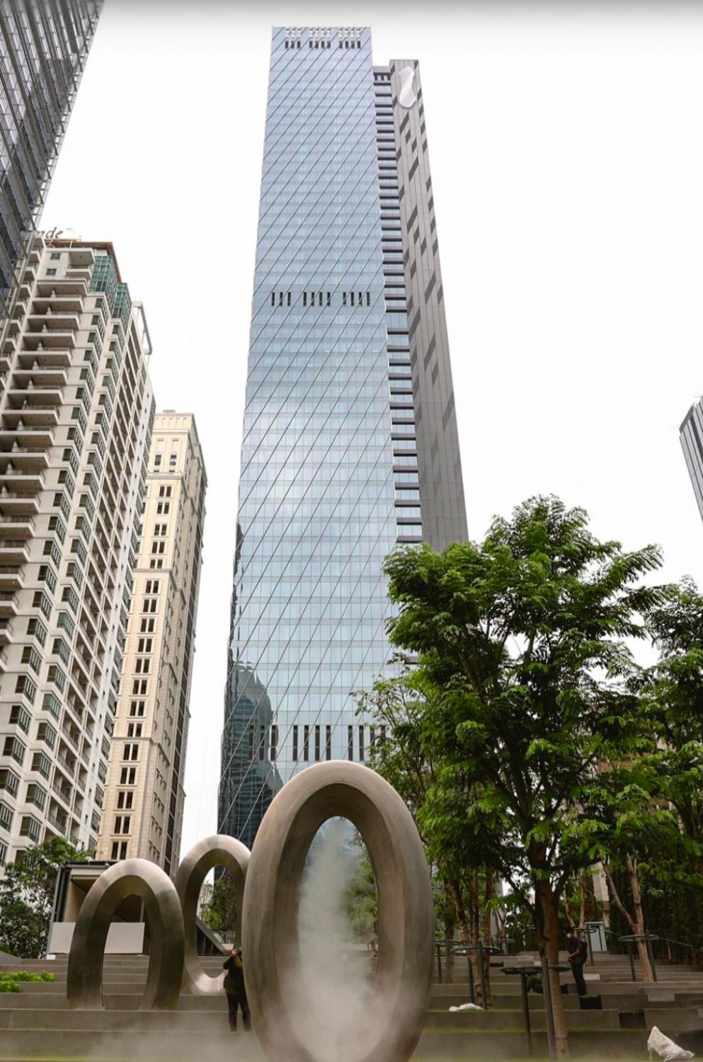 One City Centre, an office building on Phloenchit Road developed through an 8.8-billion-baht investment by Raimon Land and Japanese developer Mitsubishi Estate.