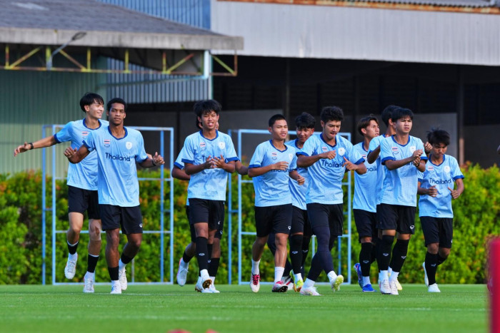 Thais refuse to let absences hinder bid