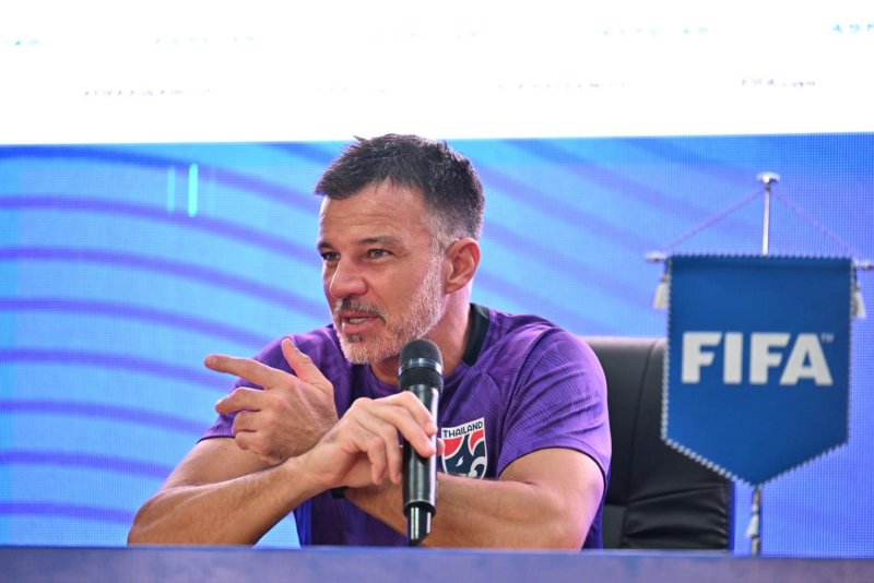 Thailand coach Anthony Hudson during a pre-match press conference.