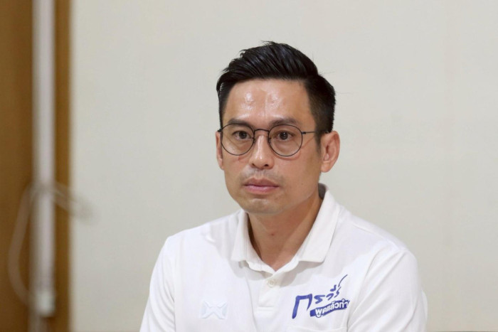 Censure debate timeline sparks row