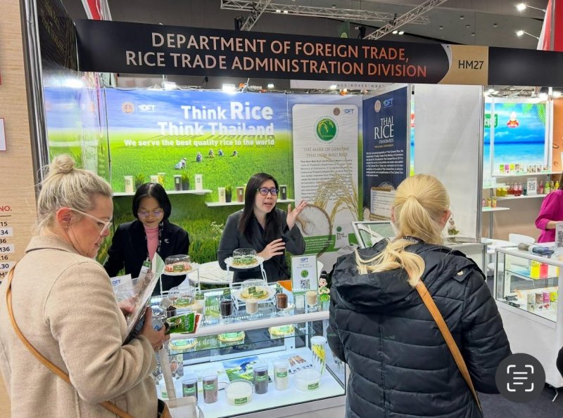 Commerce Ministry officials showcase Thai rice at an international trade fair. Mr Chookiat urged the government to raise awareness of Thai Hom Mali rice's unique qualities among younger consumers worldwide.