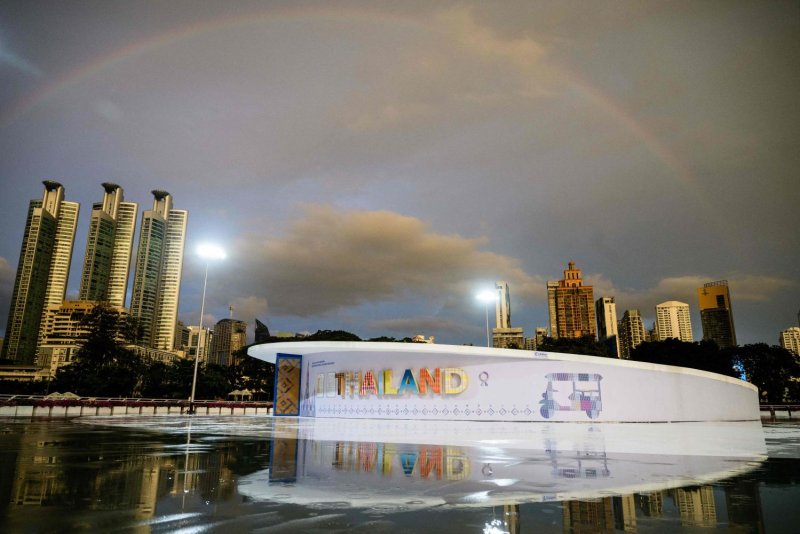 Business concerns persist, though the fourth quarter is the high season. (Photo: AFP)