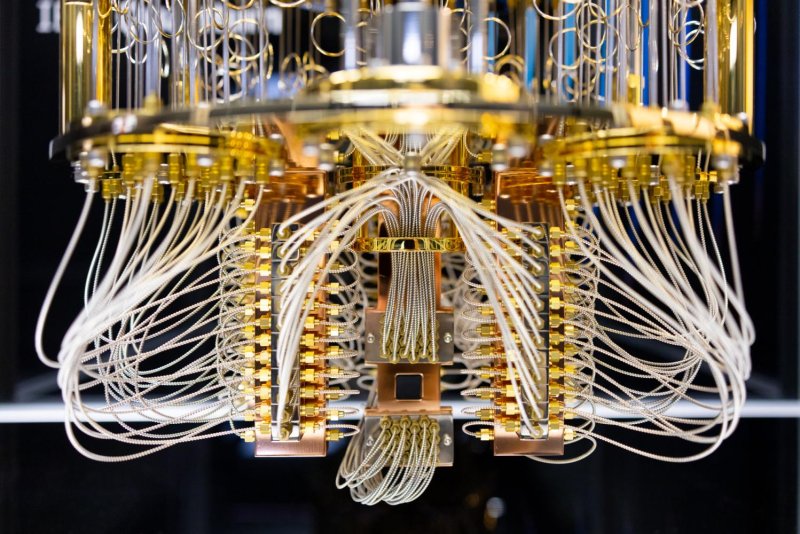 A model of IBM Quantum System One, installed at Shin-Kawasaki for the University of Tokyo.