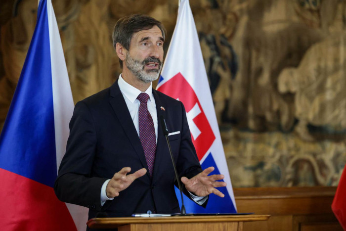 Slovakia eyes closer trade ties
