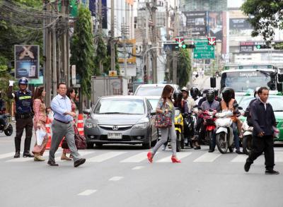 จับ ปรับ ผู้ไม่ข้ามทางม้าลาย