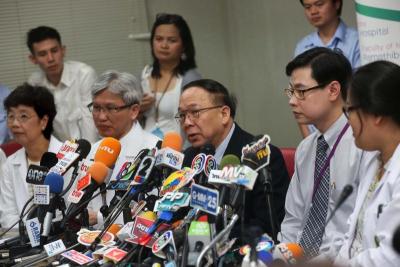 หมอแถลงอาการ ปอ ทฤษฎี ที่โรงพยาบาลรามาธิบดี