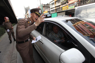 สะพานข้ามถนน ณ ระนอง