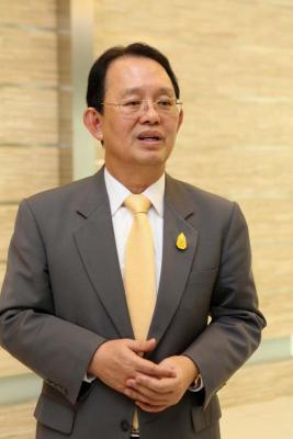 Payungsak Chartsutipol