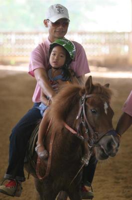 autistic children-horse riding therapy