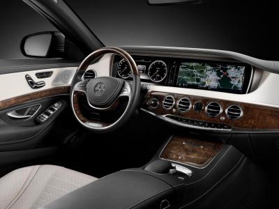 New S-class goes tech-crazy